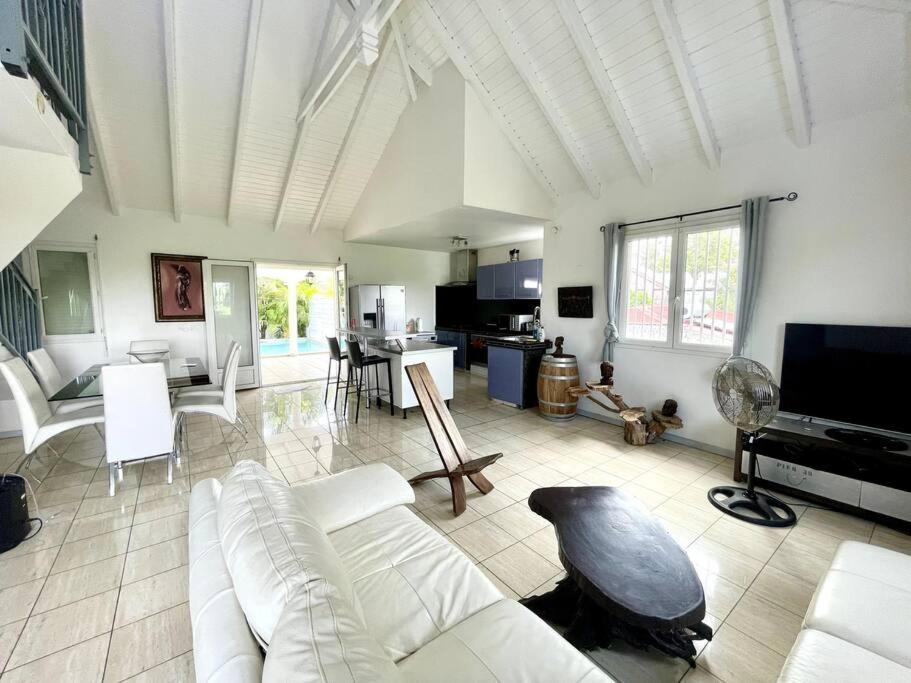 Villa Salomon, 5Min Marina, 10Min Des Plages Les Abymes Dış mekan fotoğraf